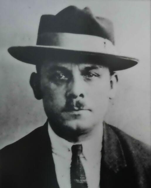 Das war das Revier von Fritze Haarmann. Kleinkriminalität und Hehlerei waren sein Handwerk. Über fünf Jahre verbrachte er vorübergehend im Gefängnis am Raschplatz. Danach begann seine Laufbahn als Massenmörder.