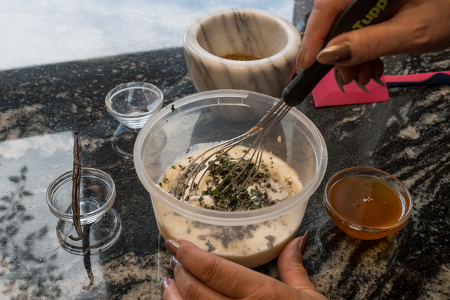 Sabinas Kochstudio - Erdbeer-Kartoffel-Knödel mit Überraschungen | Foto: FSeventfoto
