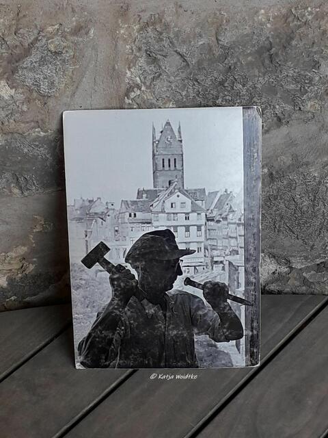 "Nacht der Museen" im Historischen Museum Hannover

Ende der 1940er Jahre zog ein Künstler in den Beginenturm ein, der das alte Gemäuer lange mit seiner Frau bewohnte

(Foto: Katja Woidtke)