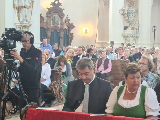 Ministerpräsident Dr. Markus Söder und Landrätin Weilheim-Schongau Andrea Jochner-Weiß