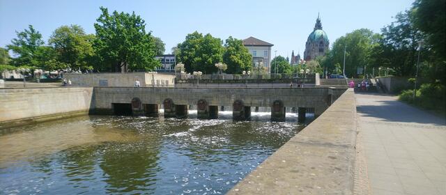 Hier beginnt der sichtbare Teil der Leine.