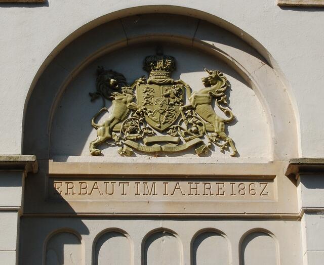 Unter dem hannoverschen Kurfürsten und britischen König Georg I. ist die erste Wasserkunst angelegt worden. 1867 wurde sie durch König Georg V. auf den neuesten Stand der Technik gebracht.
