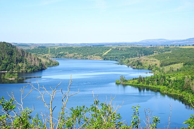 Rappbodetalsperre in Richtung Staumauer
