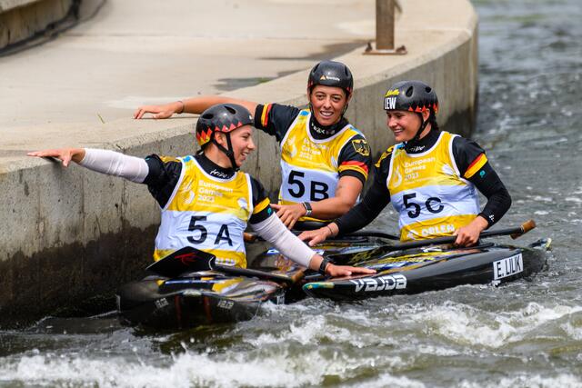 Strahlende Gesichter der C 1 Damen bei der EM in Krakau | Foto: Philipp Reichenbach Text und Fotos
