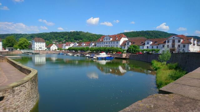 Blick in den Binnenhafen von Bad Karlshafen