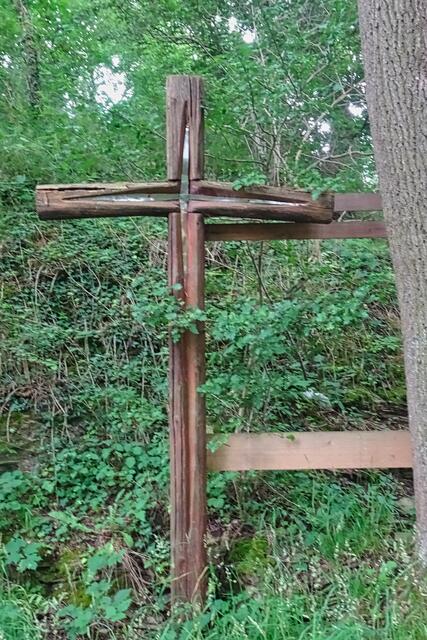 Adelheidskreuz an der Adelheidsquelle  | Foto: Gerd Horenburg