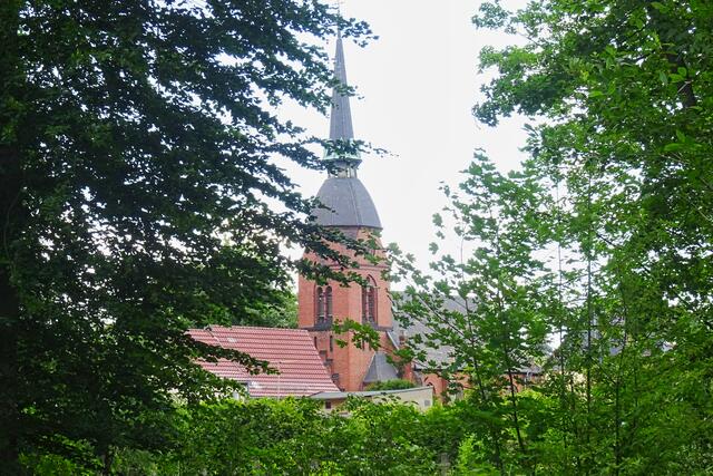 diese ehemalige 2. Kirche in Oberwiederstedt ist in privater Hand | Foto: Gerd Horenburg