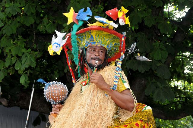 Parade zur Eröffnung des Maschseefestes anno 2008.