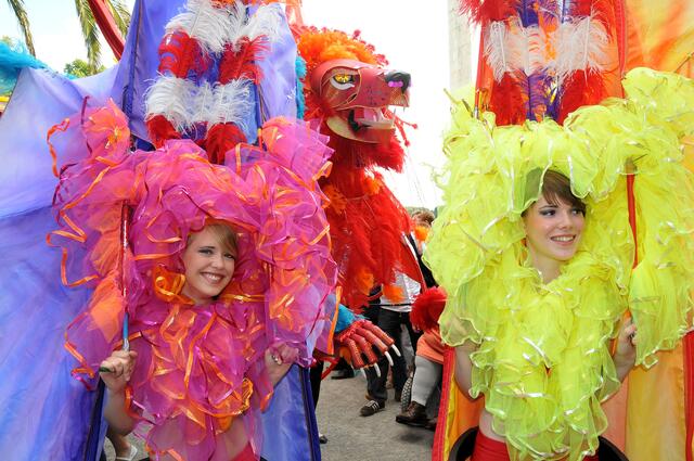 Parade zur Eröffnung des Maschseefestes anno 2008.