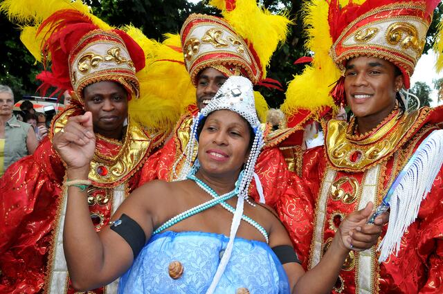 Parade zur Eröffnung des Maschseefestes anno 2008.