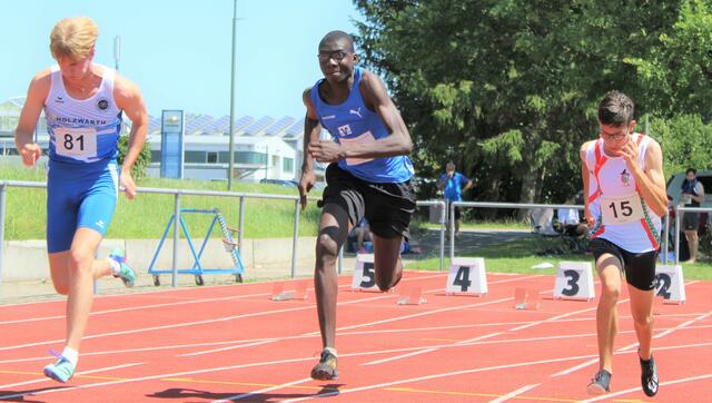 Flott unterwegs über 100 Meter - Donatus Olowookere 