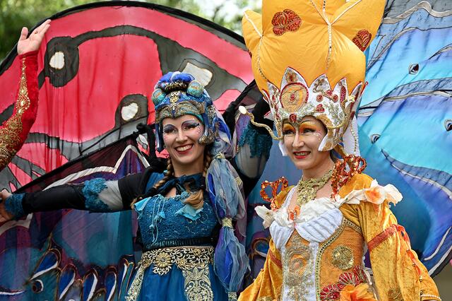 Mit einer bunten Parade wurde das Maschsee fest 2023 eröffnet | Foto: Jens Schade