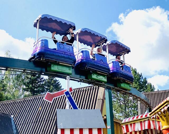 Die "kleine" Anna und der "kleine" Rudolf möchten an der Hochseilbahn abgeholt werden 😉 | Foto: CDU Sehnde / J.Reimann 
