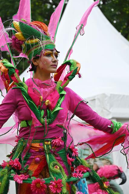 Mit einer bunten Parade wurde das Maschsee fest 2023 eröffnet | Foto: Jens Schade