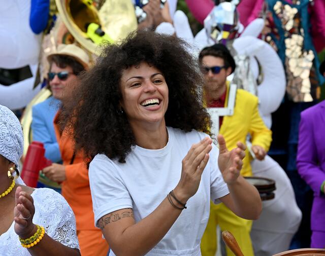 Mit einer bunten Parade wurde das Maschseefest 2023 eröffnet | Foto: Jens Schade