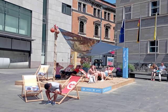 Sommer, Sand und Sonnenschein, fehlt nur noch Eiscreme | Foto: Yvonne Rollert