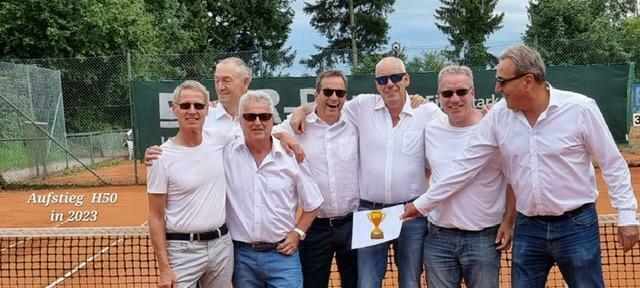 v.l.: Christian Stock, Dr. Markus Wehler, Helmut Möckel Capitano), Christoph van Heyden, Jörg Evers, Lutz Driesen, Axel Burger. Nicht im Bild aber wichtig:
Dr. Stefan Boenke, Klaus Langguth und Michael Saal.

(Alternativbild in Farbe)