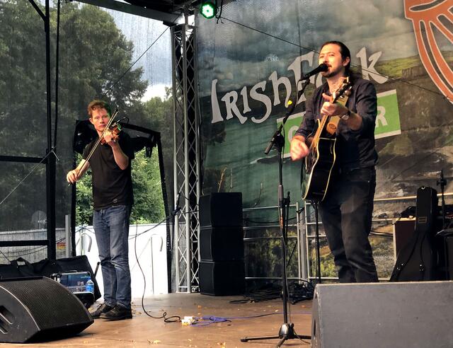Aidan O’Driscoll spielte heute im Irischen Dorf am Südanleger.