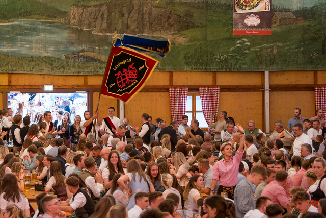 73. Friedberg Volksfest - Einzug der Vereine | Foto: FSeventfoto