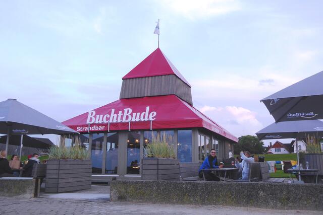 Die Strandbar "BuchtBude" in der Grimmershörnbucht.