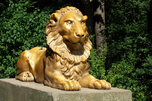 der Goldene Löwe, nach einem Entwurf von Schadow, aus Gusseisen hergestellt