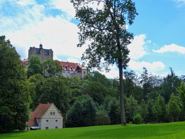 Schloss Ballenstedt mit ehem. Schlossmühle