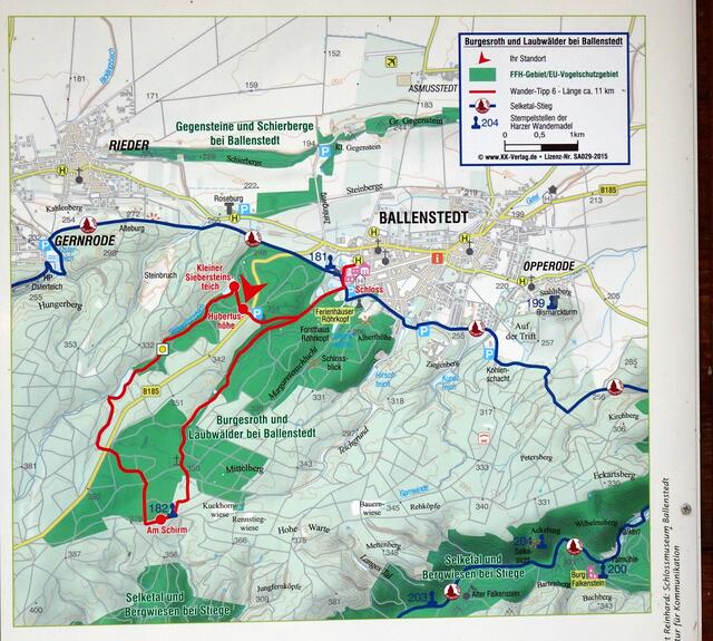 der in rot eingezeichnete Wandervorschlag durch  Burgesroth und Laubwälder ähnelt der durchgeführten Wanderung, ist aber nicht identisch  