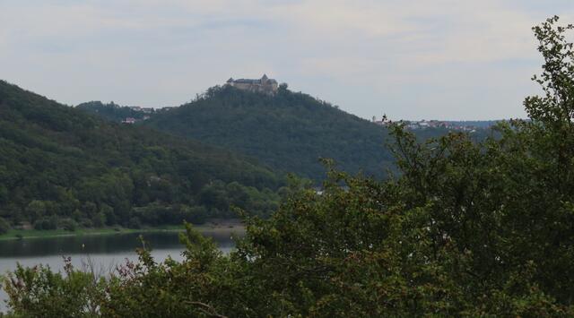 SCHLOSS WALDECK mit dem EDERSEE. | Foto: M. A.