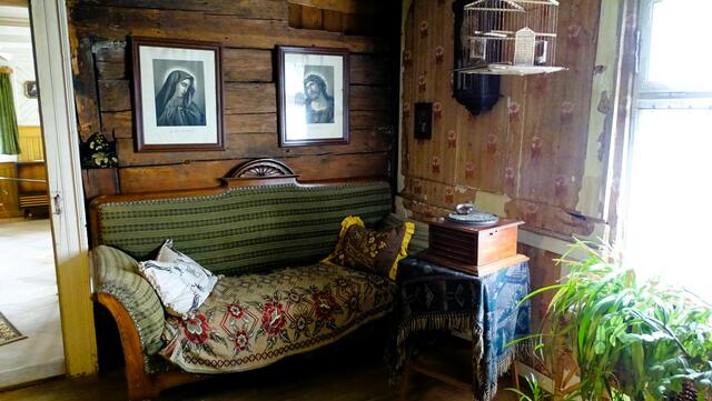 Die Sitzecke mit Grammophon  | Foto: Luis Walter