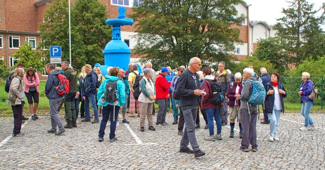 vor dem Wasserwerk