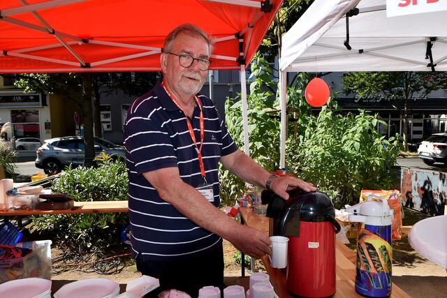 Bei Willi Lindenberg gab's frischen Kaffee