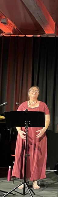 Sängerin und Moderatorin Beate Anton