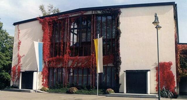 Passionsspielhaus Waal Außenansicht | Foto: © Bild: www.passion-waal.de CC 