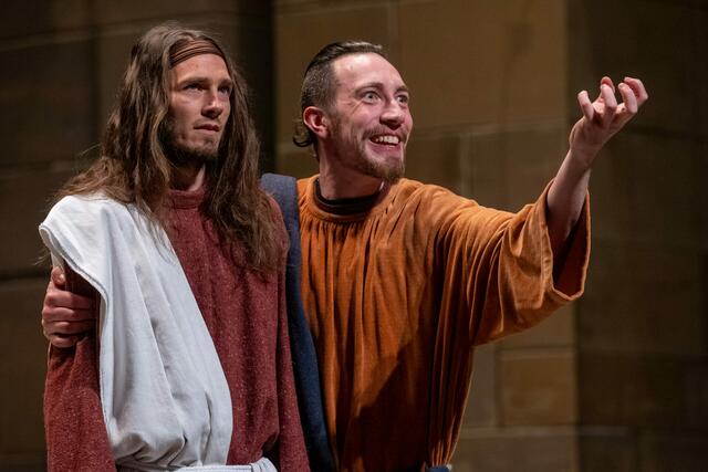 Jesus (Benedikt Hornung) und Judas (Johannes Kellner) | Foto: © Bild: Saskia Pavek www.foto-pavek.com CC 