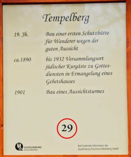 leider fehlt diese Infotafel an der Schutzhütte Tempelberg 