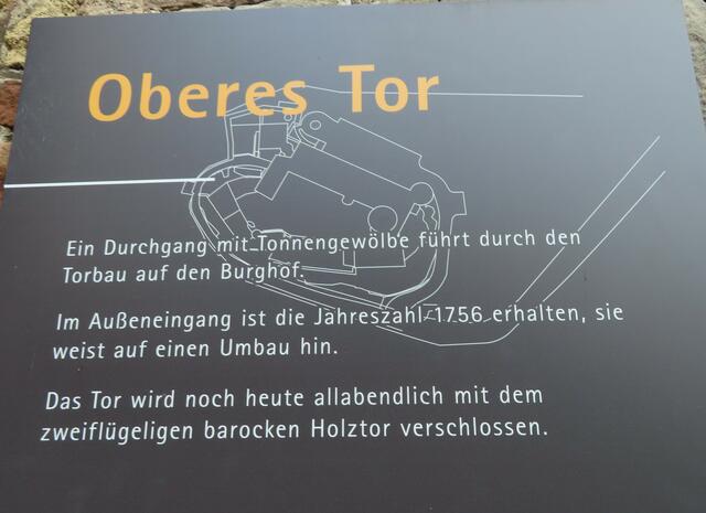 Dieses Schild gehört zum vorherigen Bild, das man dort auch sehen, aber den Text nicht lesen kann, weil das Schild auf dem Bild zu klein bzw. zu weit weg ist. | Foto: M. A.