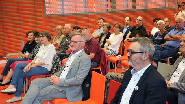 links vordere Reihe Jürgen K. Enninger / Stadt Augsburg Referat für Kultur, Welterbe und Sport,, rechts Guillaume Crépin / Bourges | Foto: Marianne Stenglein