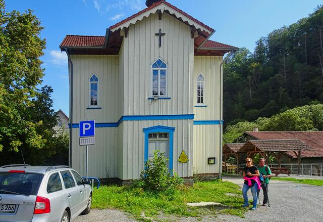 das alte Schulhaus in Neuwerk. In Personalunion hat dort ein Präzeptor die Funktion als Pfarrer und Lehrer ausgeübt.