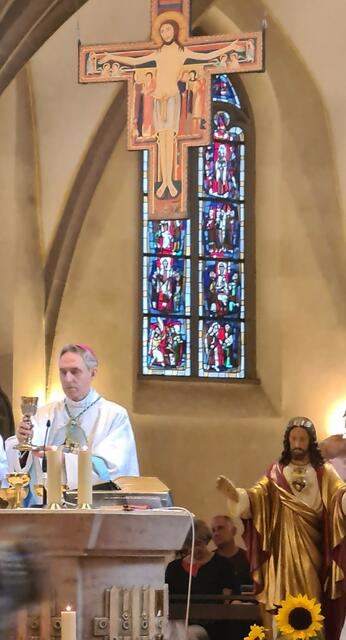 S. E. Erzbischof Dr. Georg Gänswein bei Liturgie