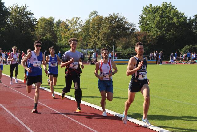 Über 800 Meter mischten Florian Mittel und Arslan Muminovic kräftig mit