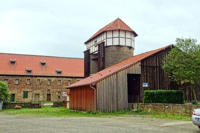 auf dem Klosterhof Wölingerode