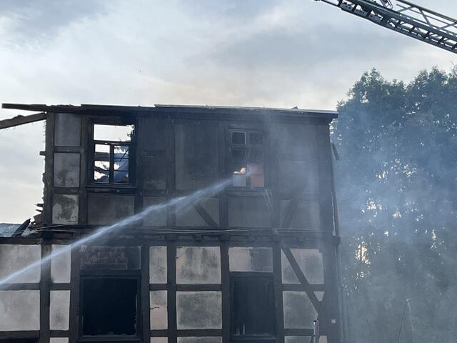 29:00 Uhr, immer wieder auftretende Glut.