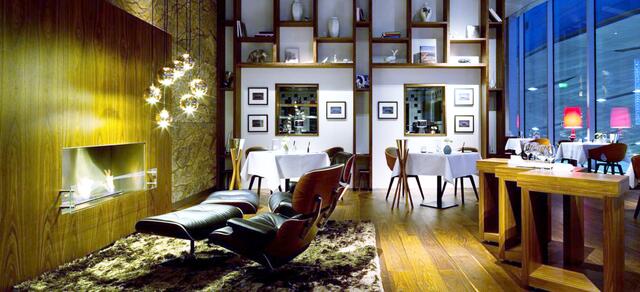 Eugen - 1 Punkt - Esszimmer, München