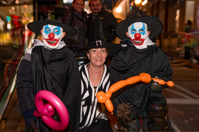 Eiscafé Tutti Frutti Friedberg/Bayern - Mit einer Halloween-Party ght's in die Winterpause bis 1. März 2024 | Foto: FSeventfoto
