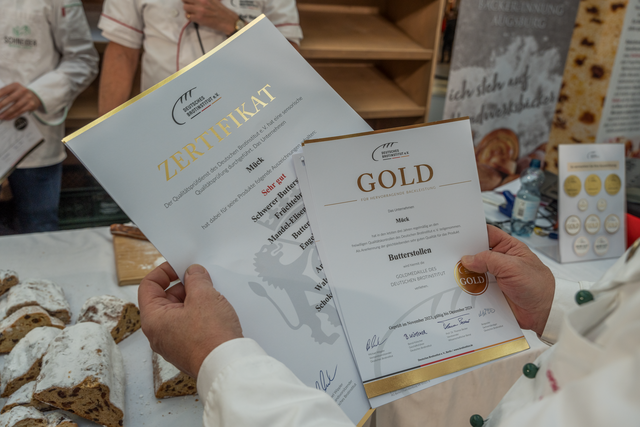 Stollenprüfung 2023 in der City-Galerie Augsburg 