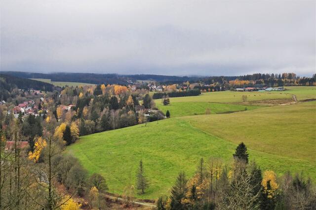 Blick vom Aussichtspunkt Kapitelsberg auf Tanne (Archivbild)