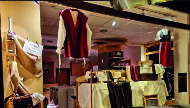 Beim Schaufenster-Wettbewerb zur "Friedberger Zeit" ging der erste Platz an das Schaufenster von Elektrotechnik Treffler | Foto: Aktiv Ring Friedberg