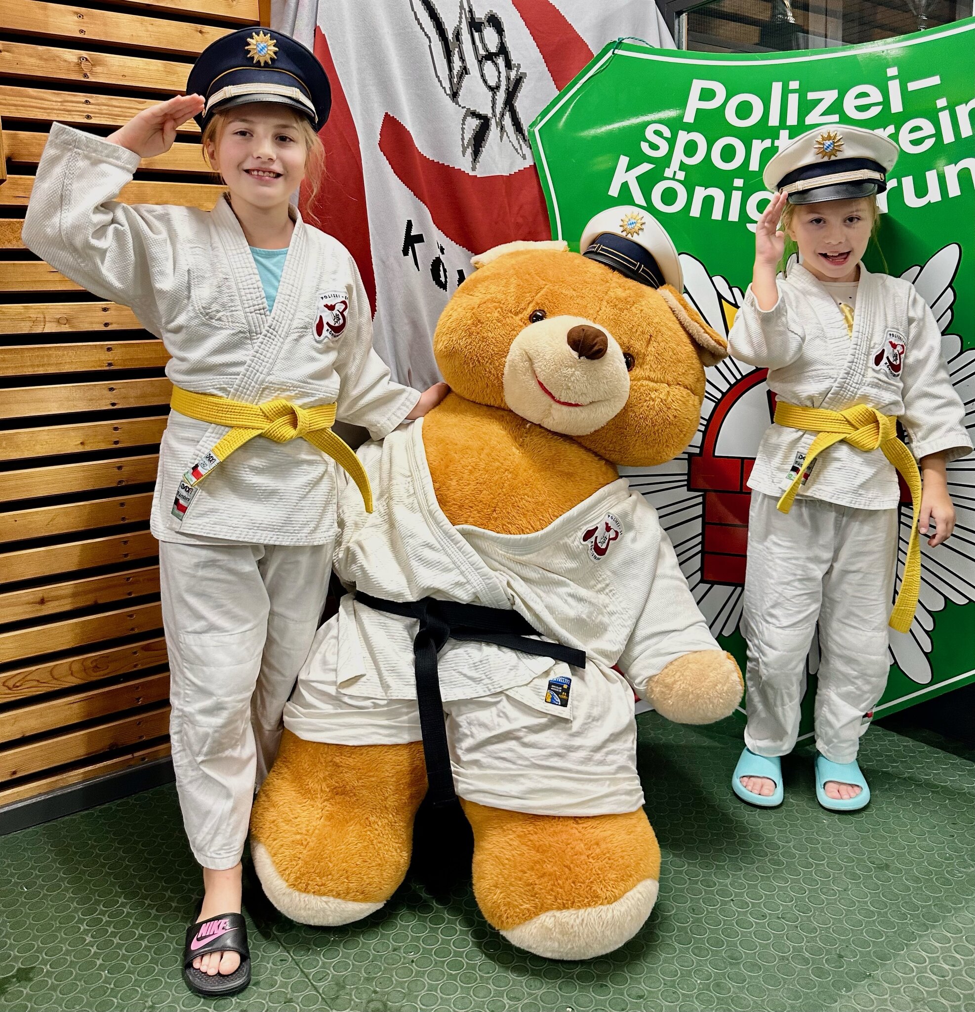 Polizeimütze Unisex Aus Polyester - Mit Kariertem Band & Abzeichen Für Kostümpartys, Halloween & Cosplay