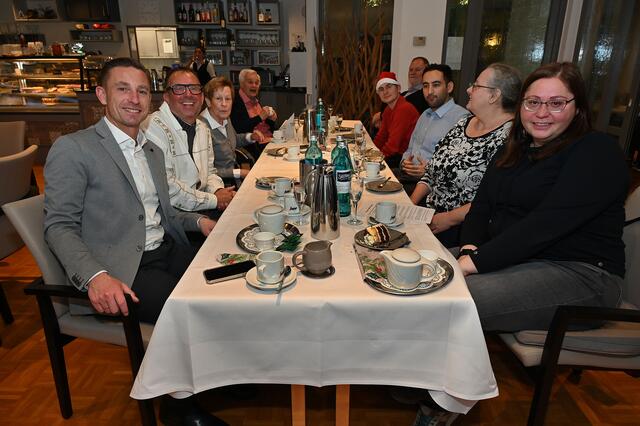 Blick in die Feierrunde