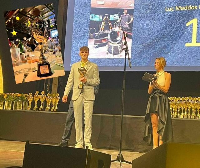 Luc Maddox Neuleuf, Platz 1 in der ADAC  Sim Racing Meisterschaft.